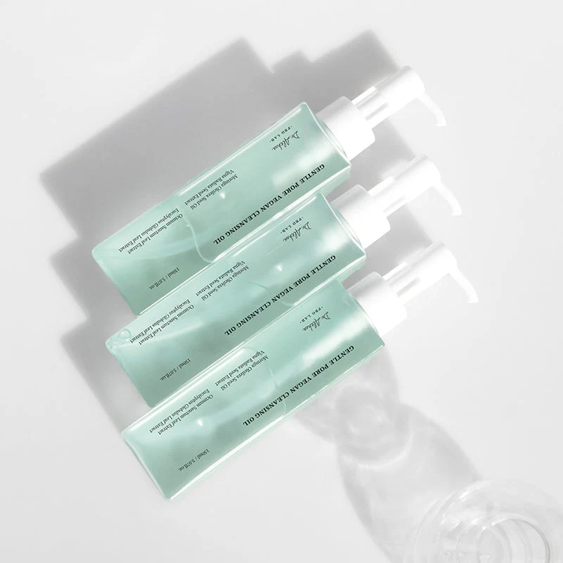 Gentle Pore Cleansing Oil - Image 5