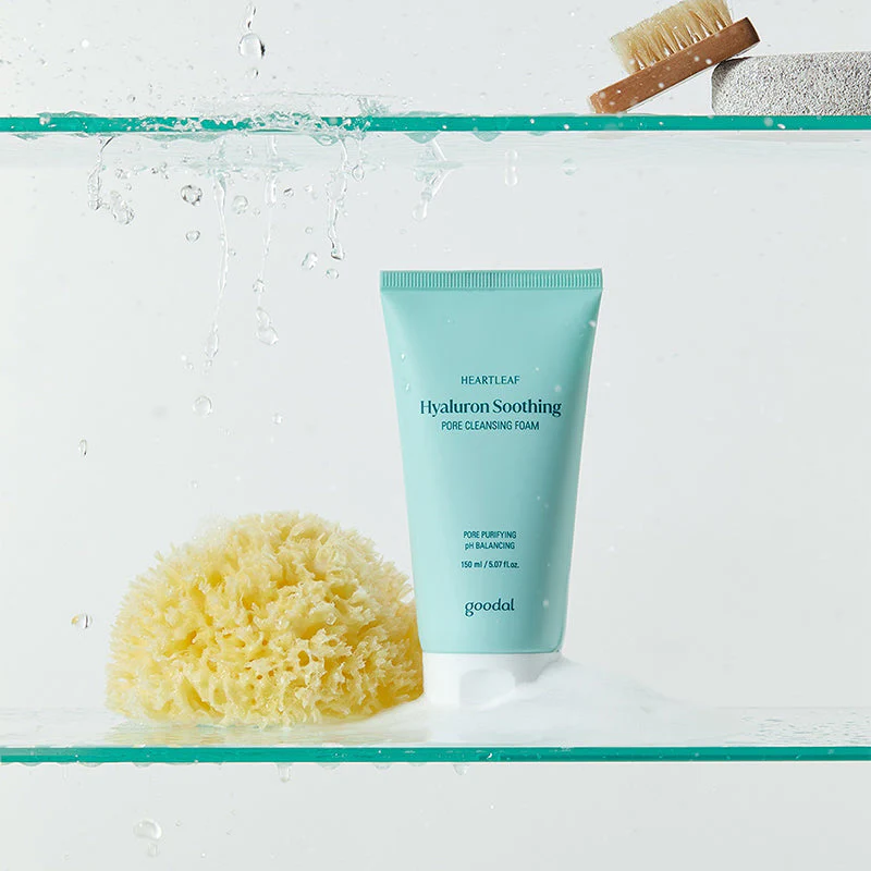 Heartleaf Hyaluron Soothing Pore Cleansing Foam - Image 6