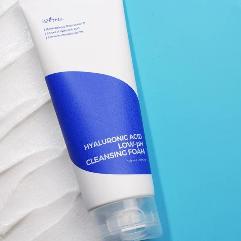 Hyaluronic Acid Low-pH Cleansing Foam - Image 5