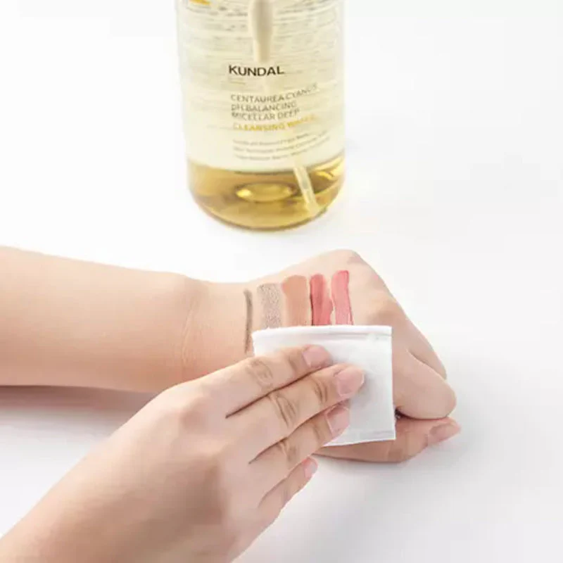 Macadamia Balancing & Moisture Double Deep Cleansing Oil - Image 4