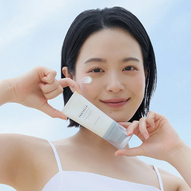 Madagascar Centella Hyalu-Cica Water-Fit Sun Serum Twin Pack - Image 4